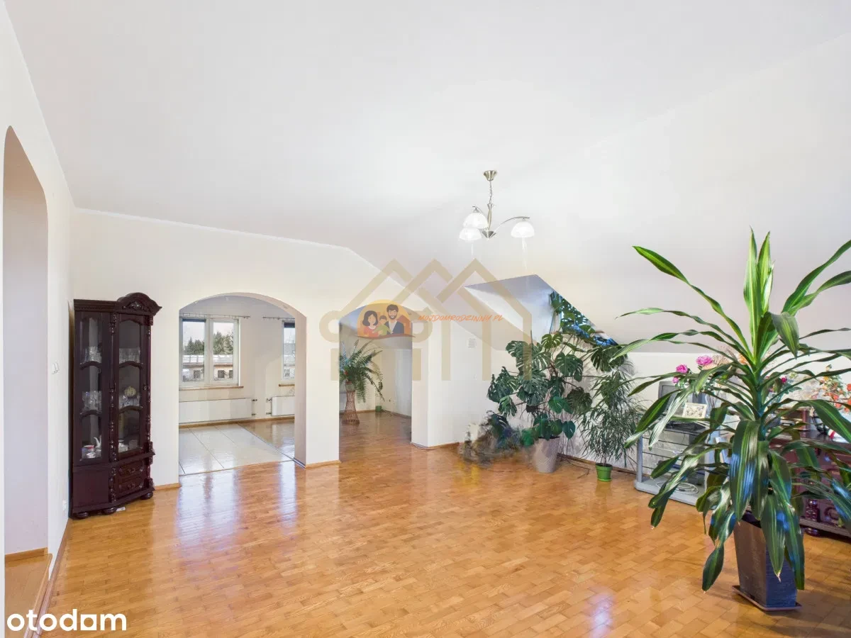 Dom wolnostojący 240m Sosnowiec Bażantów