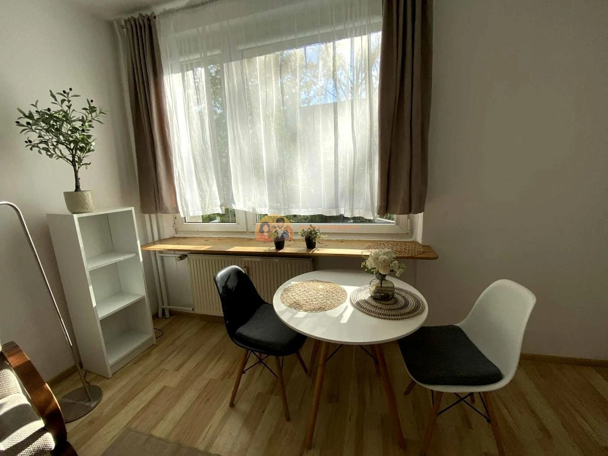 Mikrokawalerka, ul. Broniewskiego