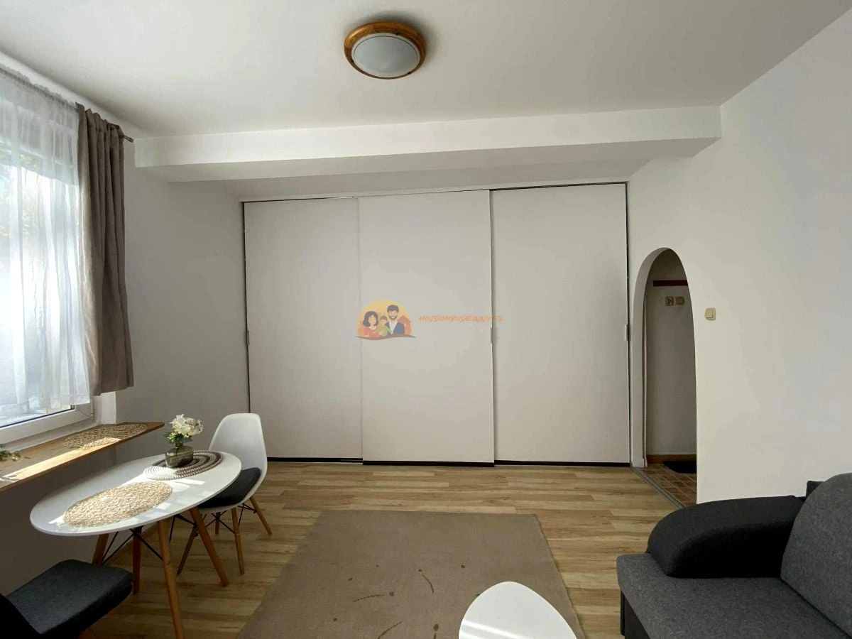 Mikrokawalerka, ul. Broniewskiego