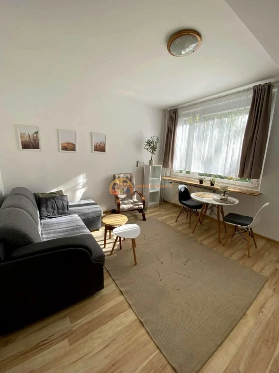 Mikrokawalerka, ul. Broniewskiego